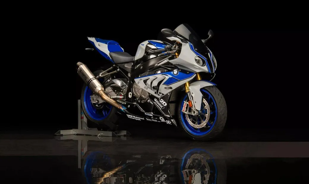 2013 BMW HP4